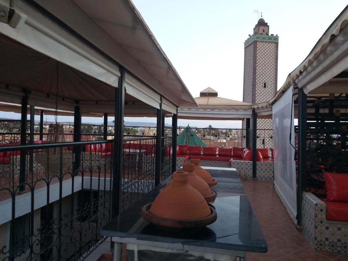 Hotel Lahlou Riad Cafeteria Oujda Exteriör bild