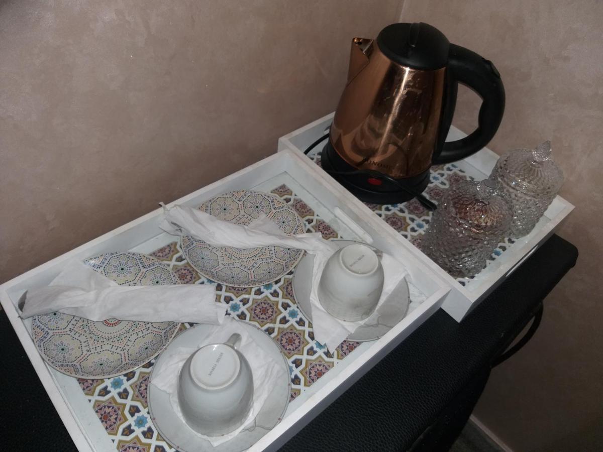 Hotel Lahlou Riad Cafeteria Oujda Exteriör bild